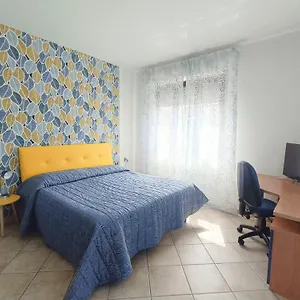 https://center-room.in-sardinia.net